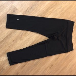 Lululemon Black Crop Leggings